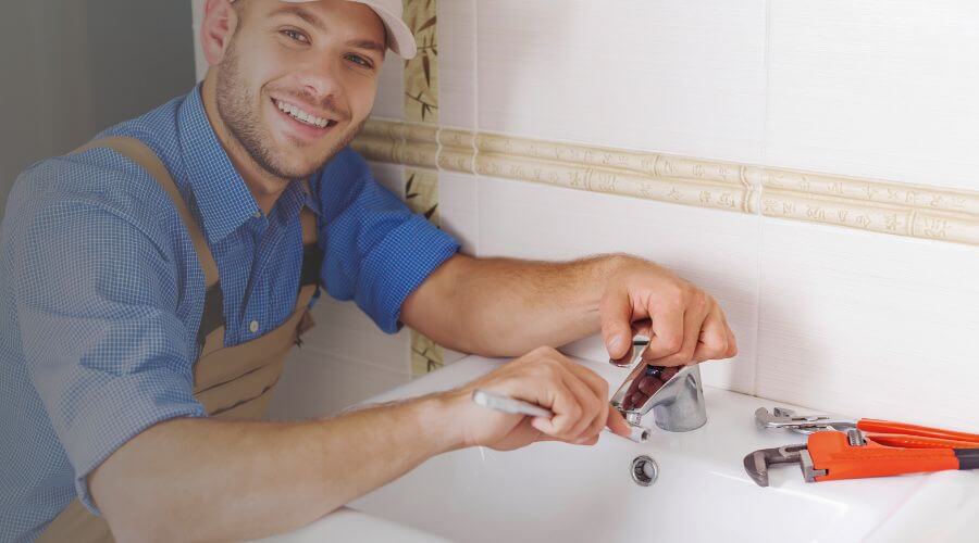 Handle or spout repair in Pike, NY